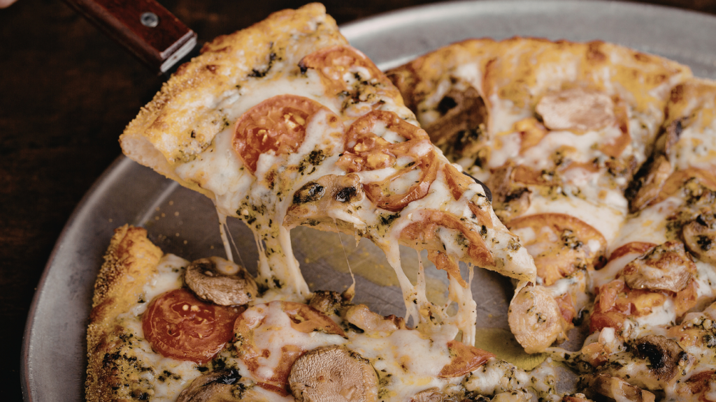 Pizza con queso fundido