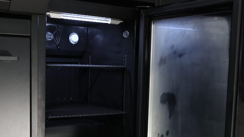 Frigorífico exterior cocina