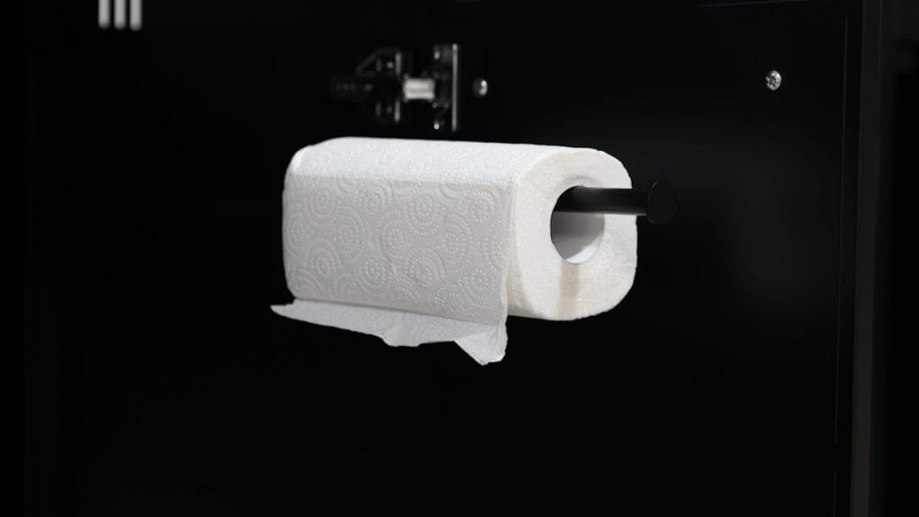 Soporte para rollo de papel en cocina