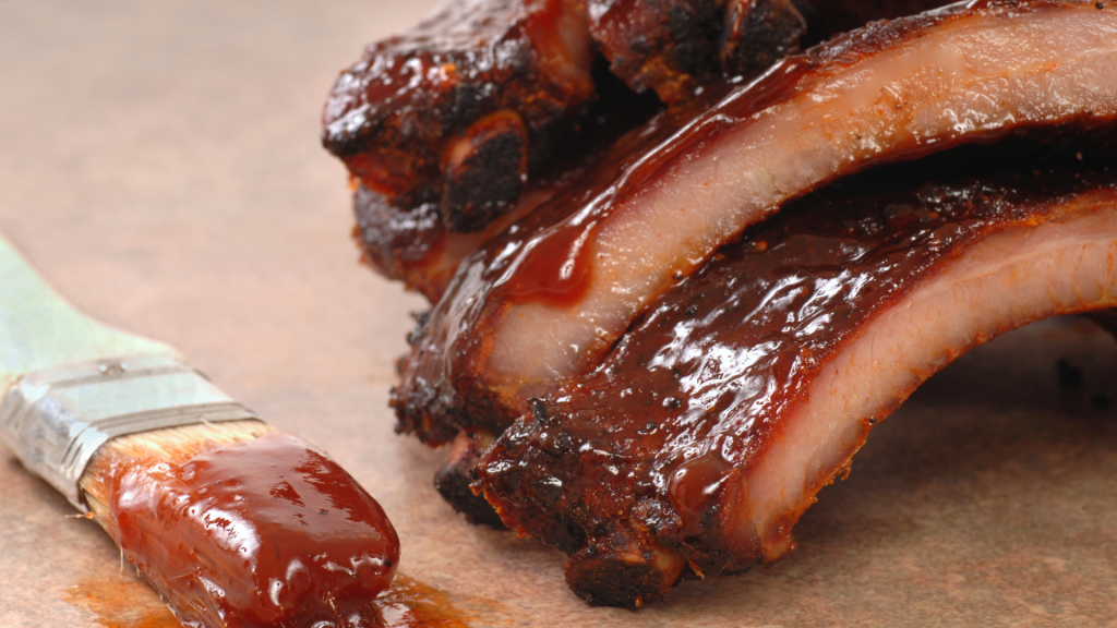 Ribs with barbecue sauce